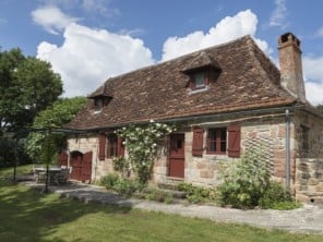 Stone Cottage in the Dordogne with Shared Pool